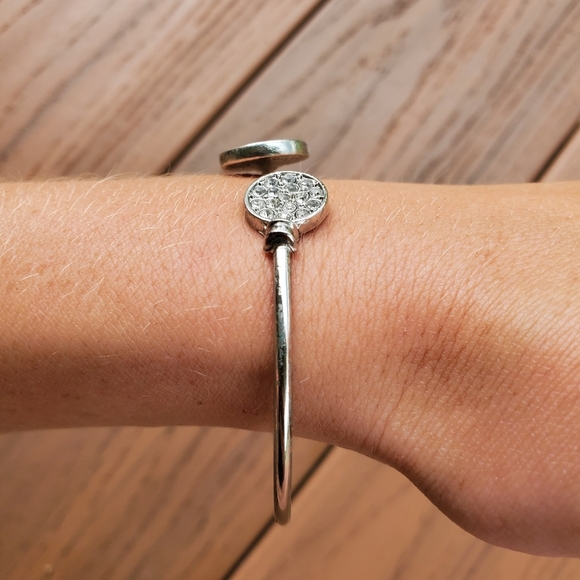 Silver Simple Cuff Bracelet Rhinestones Classic Glam Preppy Delicate Dainty Work - Picture 2 of 6